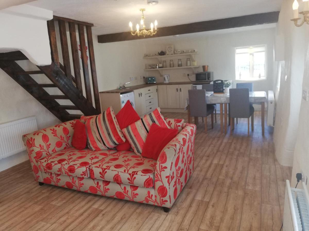 The Barn @ardhill House Holiday home *